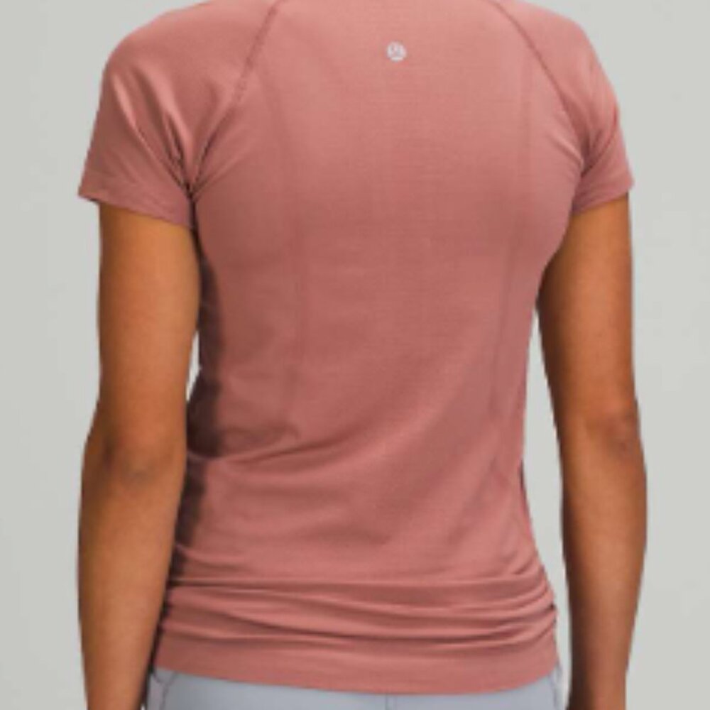 (6089) 🍋 LULULEMON RUN: Swiftly Tech Short Sleeve Crew Sz 4 **LOVED - Picture 3 of 7